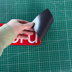 Sticker & Panneau Magnétique “On recrute !” – 60 × 10 cm – Signalétique Recrutement Vitrine & Véhicule-2