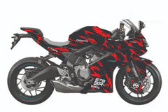 Montage du kit déco noir et rouge sur CF Moto 675 SR-R