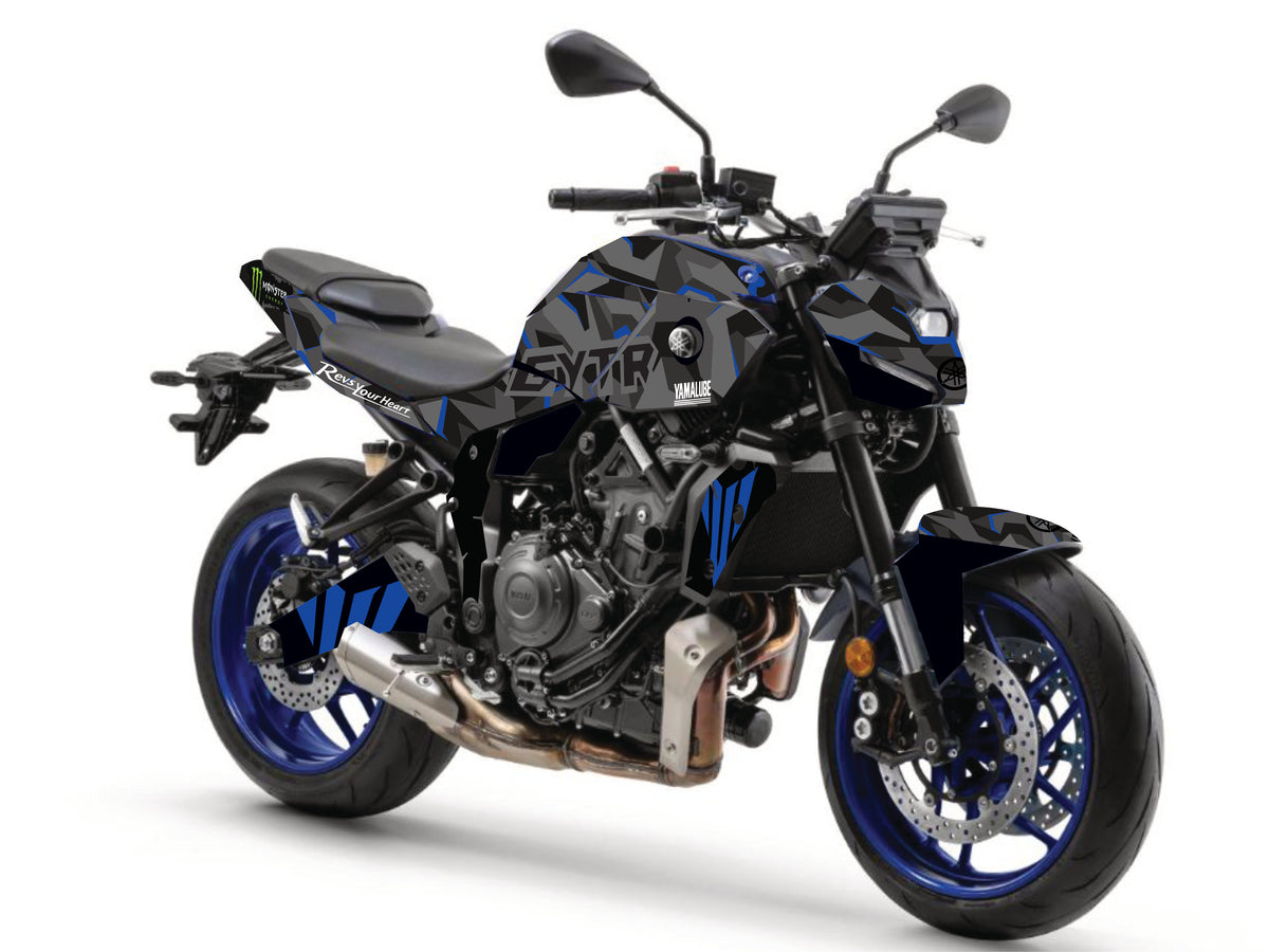 Yamaha MT-07 2025 équipée du kit déco Camo Blue gris noir et bleu électrique